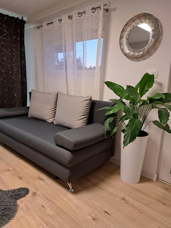 Studio Apartman Maris Apartment Zadar Exterior foto